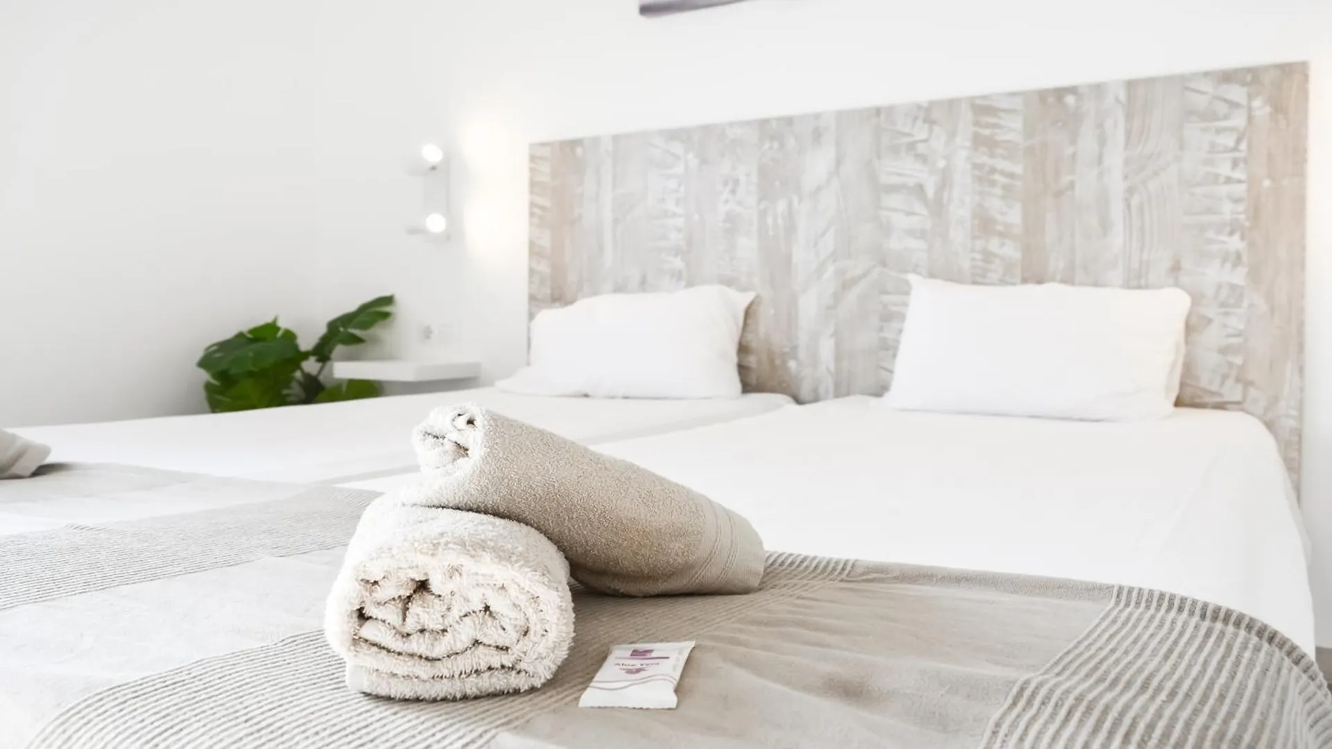 Karol Home By Best Holidays Fuerteventura Corralejo 0*,  Spagna